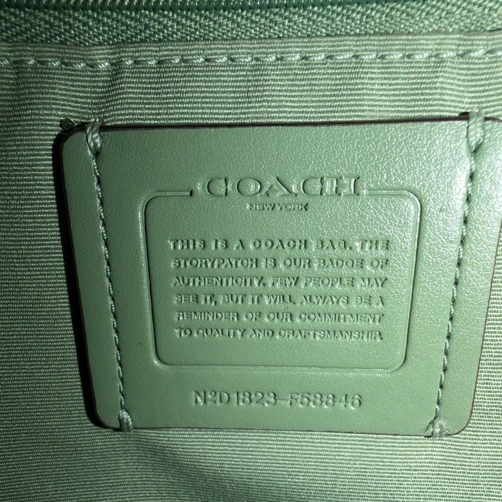 Coach Top Zip tote bag in green with wallet and bunny charm - Picture 15 of 15